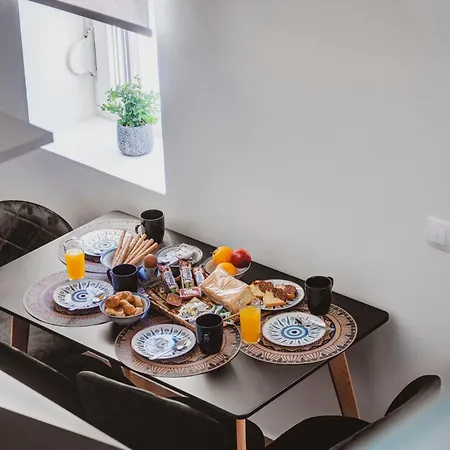 Domus Tua * Ermoupoli