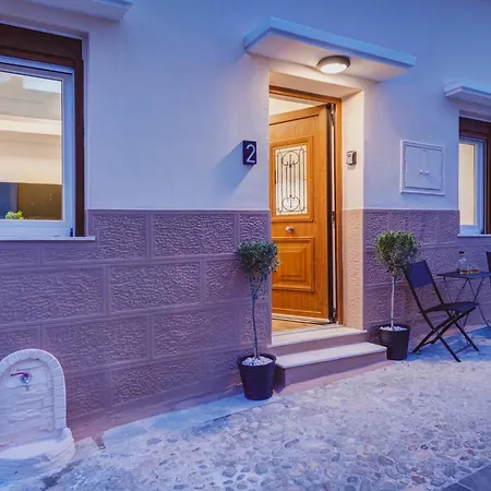 Domus Tua * Ermoupoli